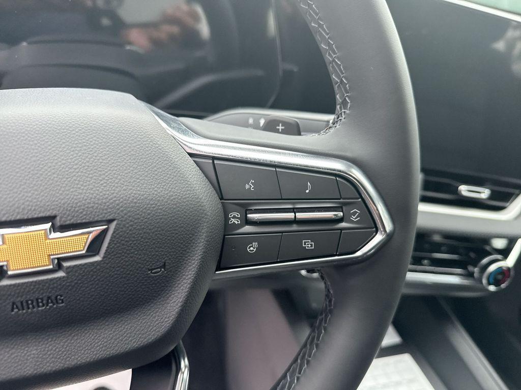 new 2026 Chevrolet Equinox car, priced at $30,845