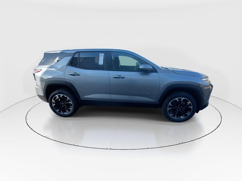 new 2026 Chevrolet Equinox car, priced at $30,854