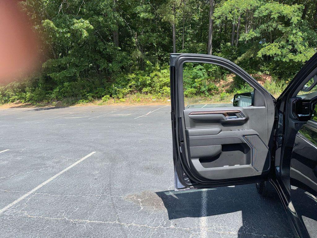 used 2023 GMC Sierra 1500 car, priced at $39,954
