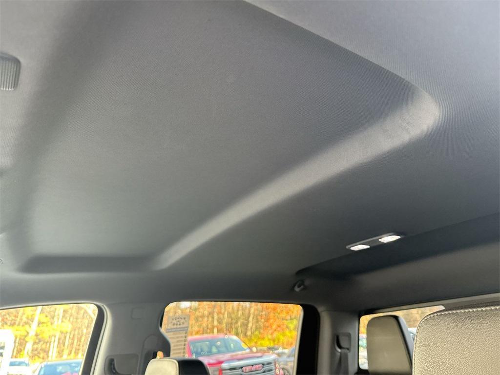 used 2020 GMC Sierra 1500 car, priced at $27,594