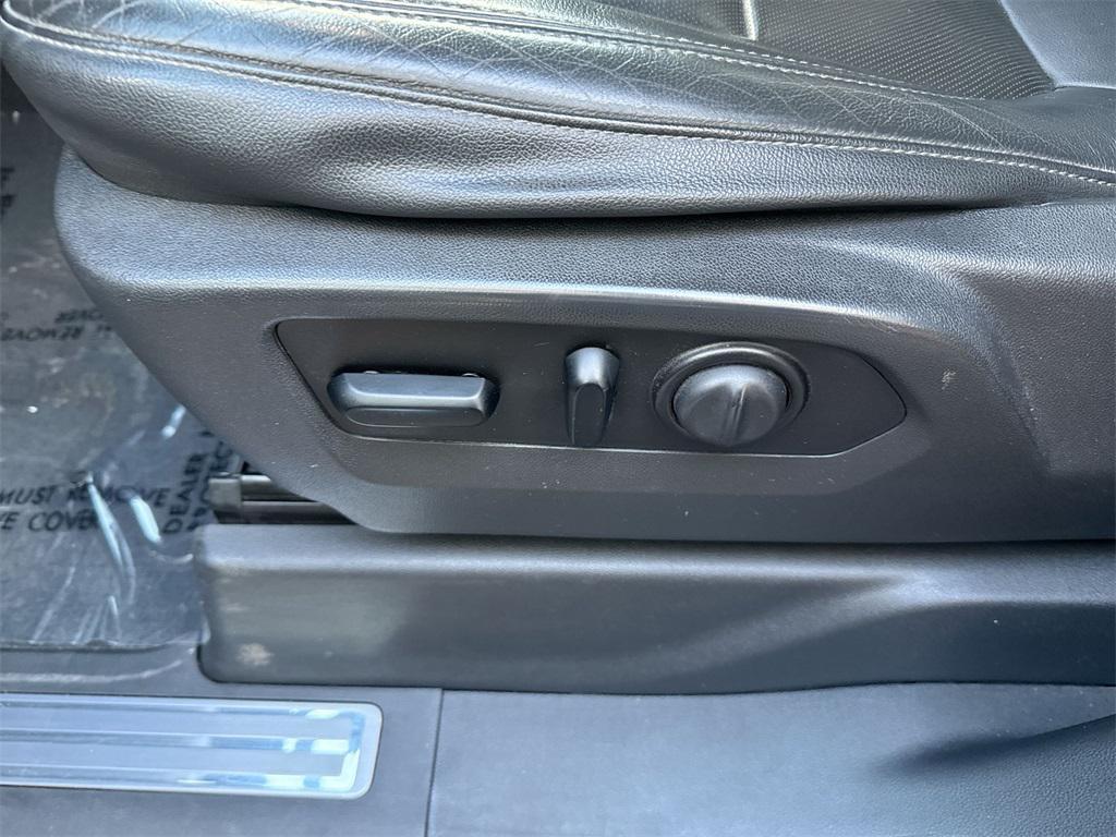 used 2020 GMC Sierra 1500 car, priced at $27,594