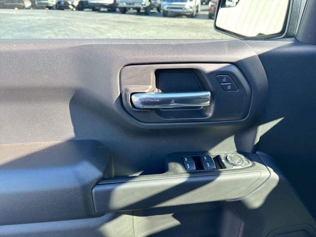 new 2026 Chevrolet Silverado 1500 car, priced at $47,580