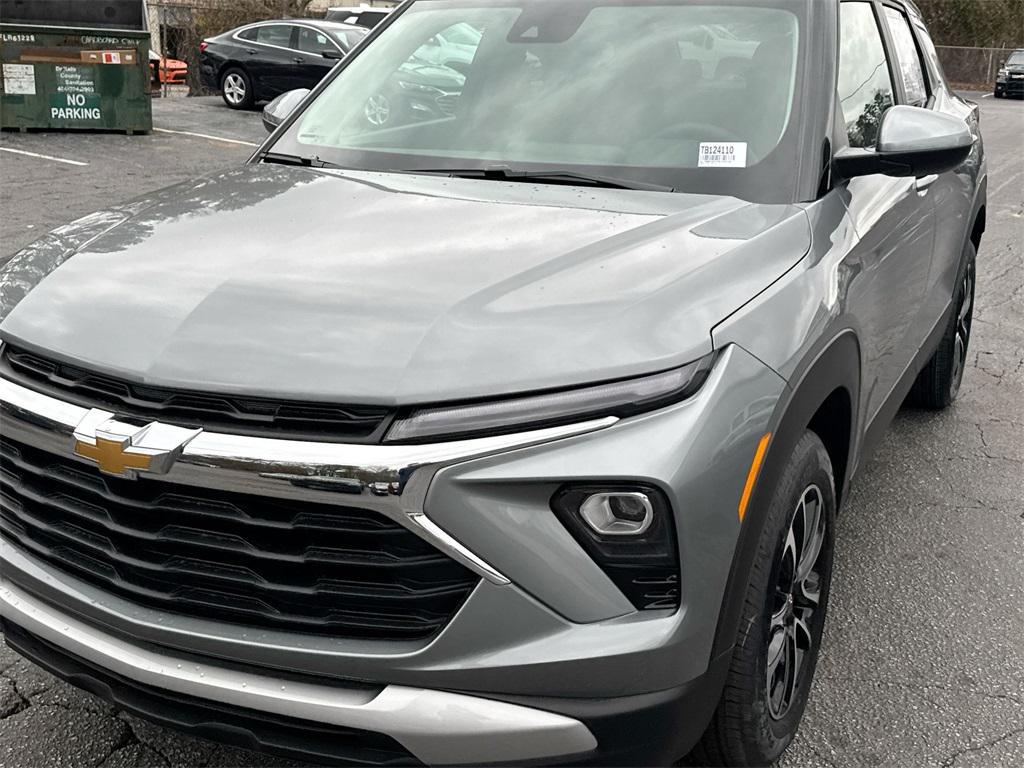 new 2026 Chevrolet TrailBlazer car, priced at $25,503