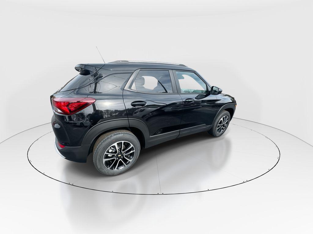 new 2026 Chevrolet TrailBlazer car, priced at $28,681