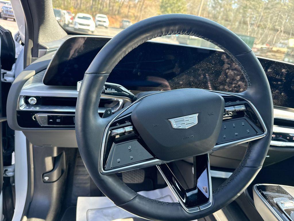 used 2025 Cadillac LYRIQ car, priced at $40,777