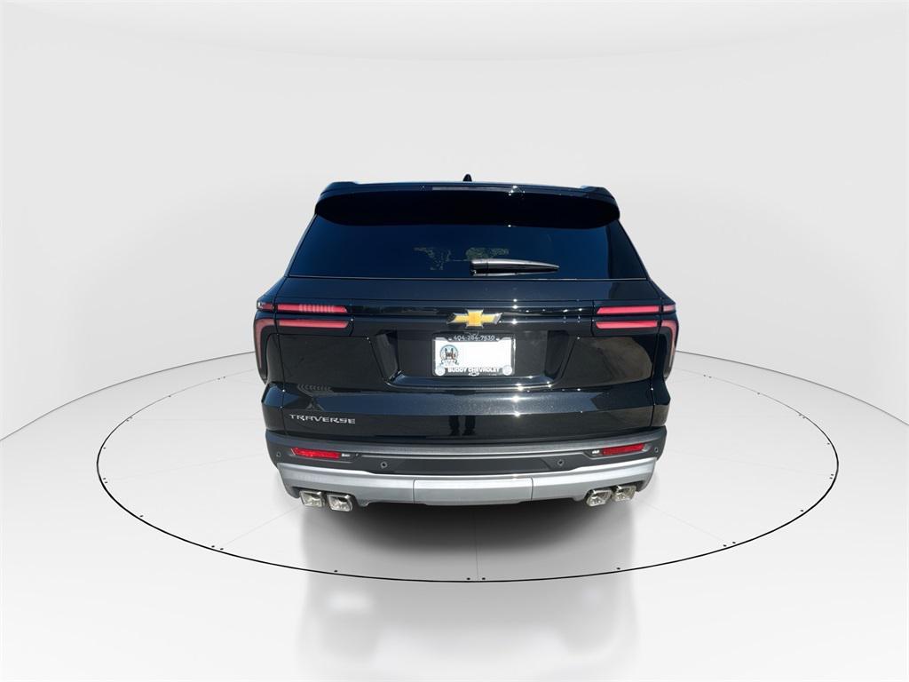 new 2026 Chevrolet Traverse car, priced at $40,695