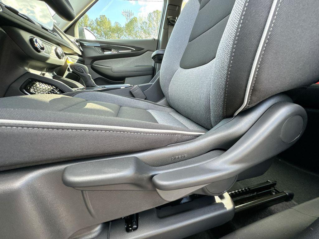 new 2026 Chevrolet TrailBlazer car, priced at $24,322