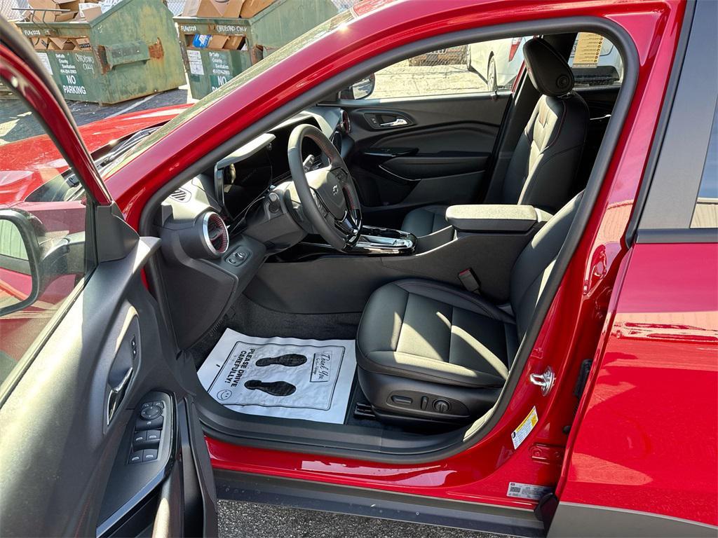 new 2026 Chevrolet Trax car, priced at $26,195