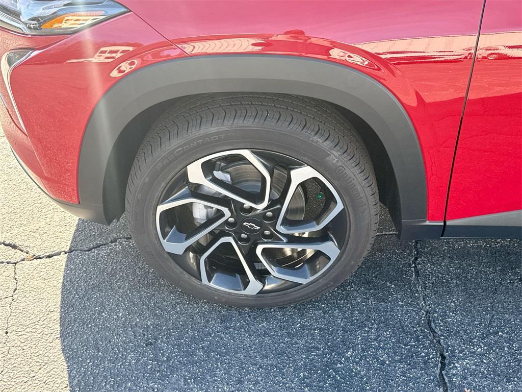 new 2026 Chevrolet Trax car, priced at $26,195