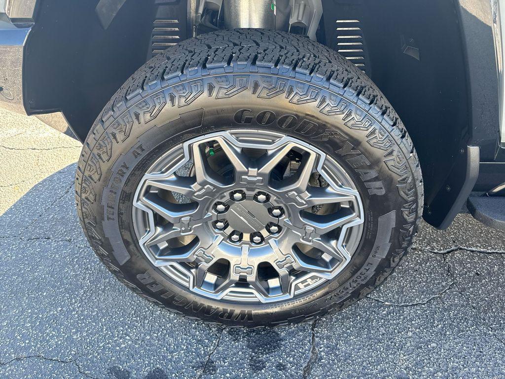 used 2025 GMC HUMMER EV SUV car, priced at $69,981