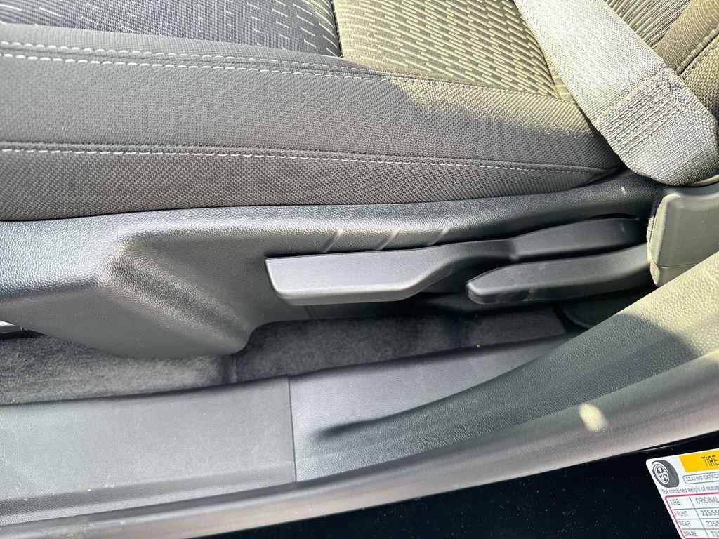 new 2026 Chevrolet Equinox car, priced at $32,384