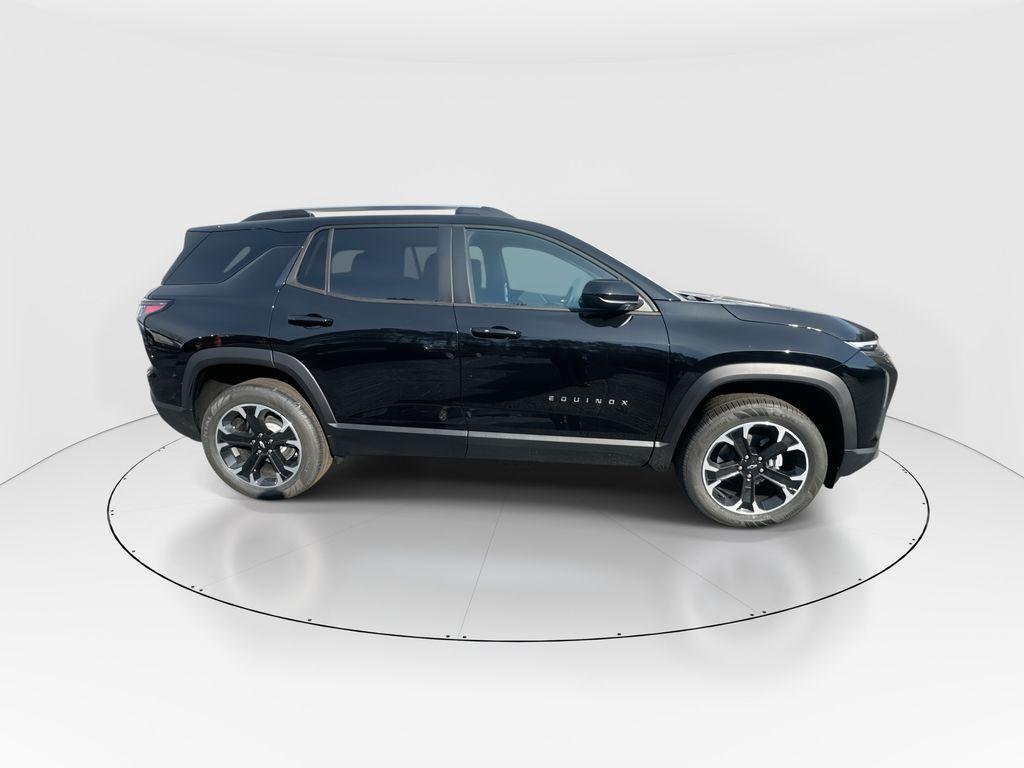 new 2026 Chevrolet Equinox car, priced at $32,384