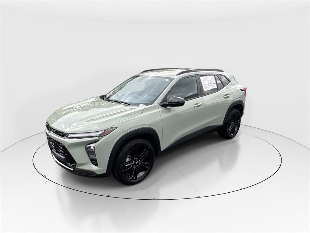 used 2025 Chevrolet Trax car, priced at $23,922