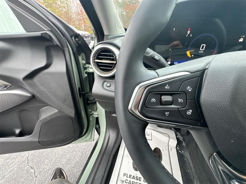 used 2025 Chevrolet Trax car, priced at $23,922