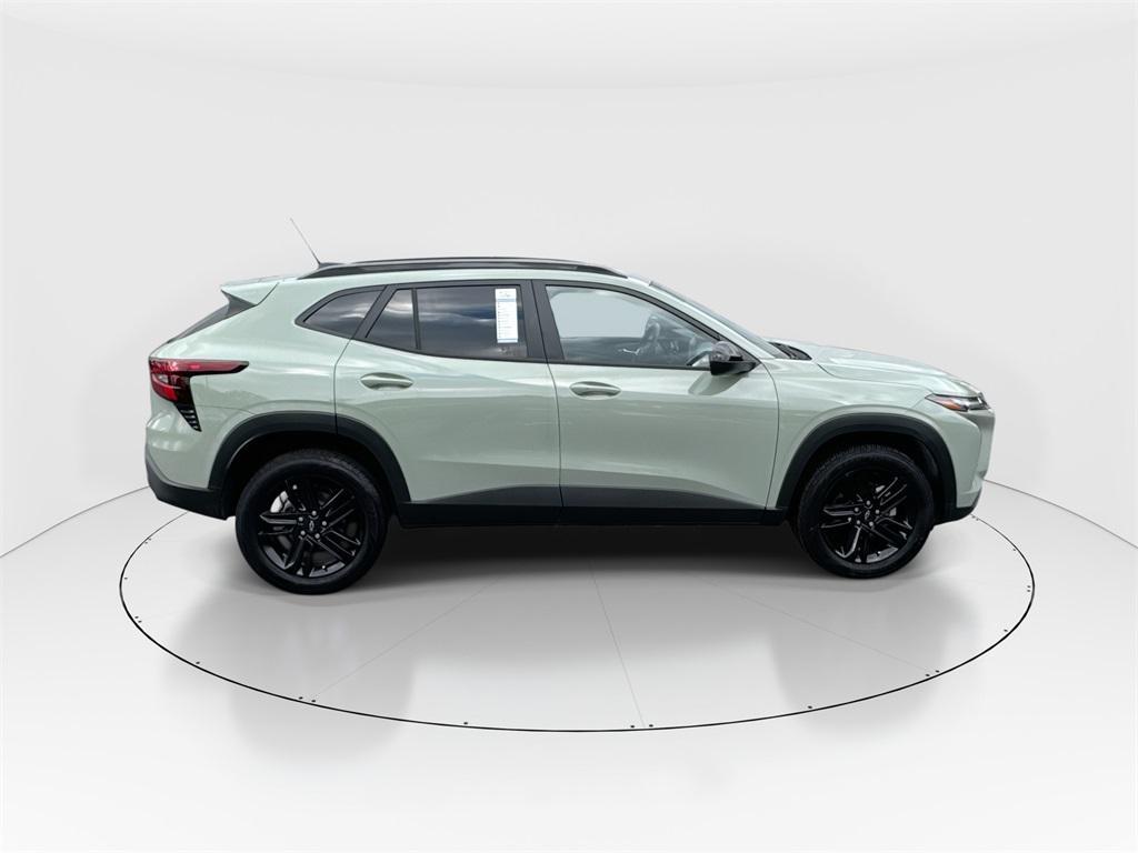 used 2025 Chevrolet Trax car, priced at $23,922