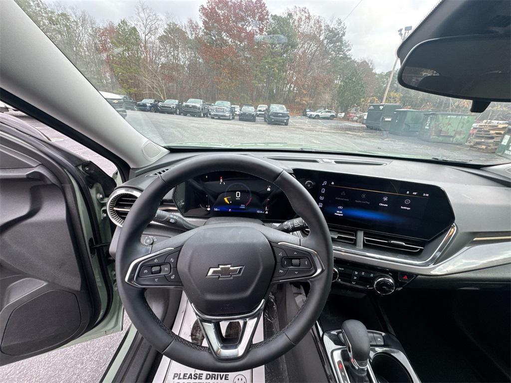 used 2025 Chevrolet Trax car, priced at $23,922