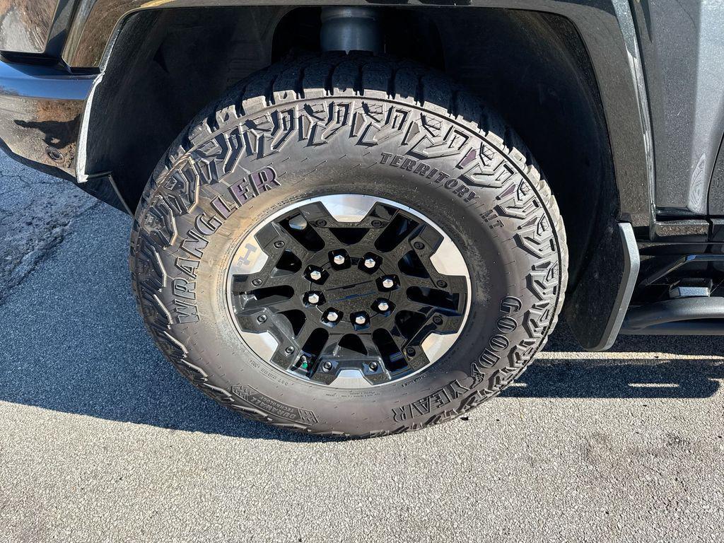 used 2025 GMC HUMMER EV SUV car, priced at $69,986