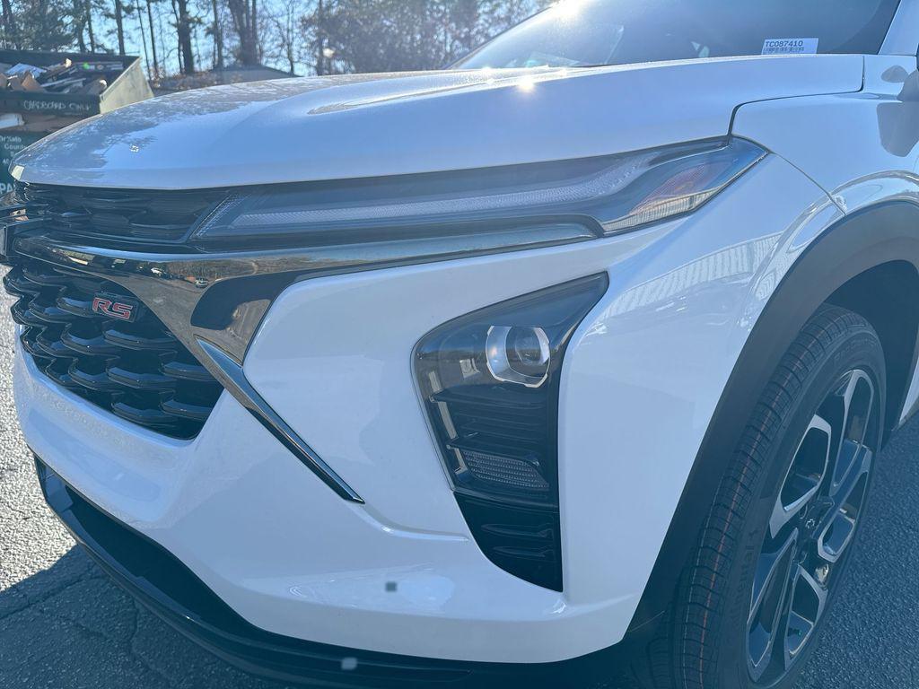 new 2026 Chevrolet Trax car, priced at $27,289