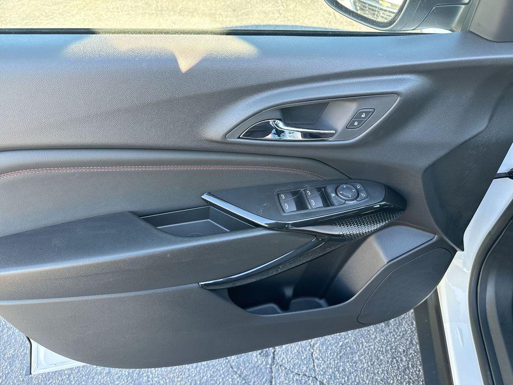 new 2026 Chevrolet Trax car, priced at $27,289