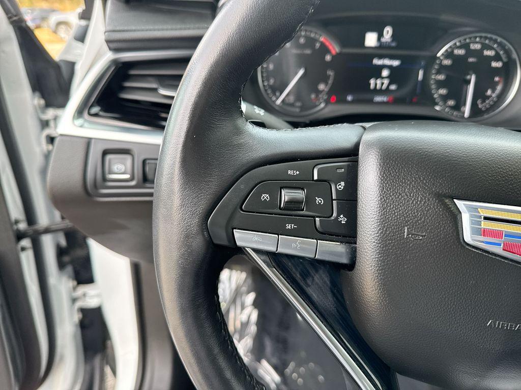 used 2024 Cadillac XT6 car, priced at $37,407