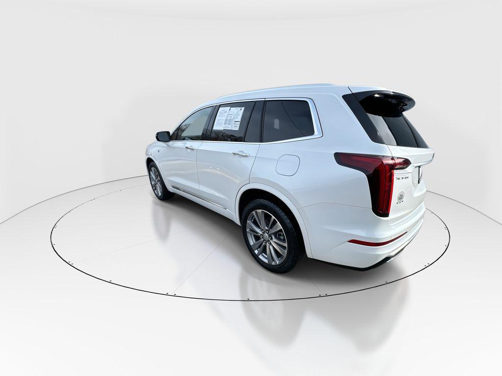 used 2024 Cadillac XT6 car, priced at $37,407