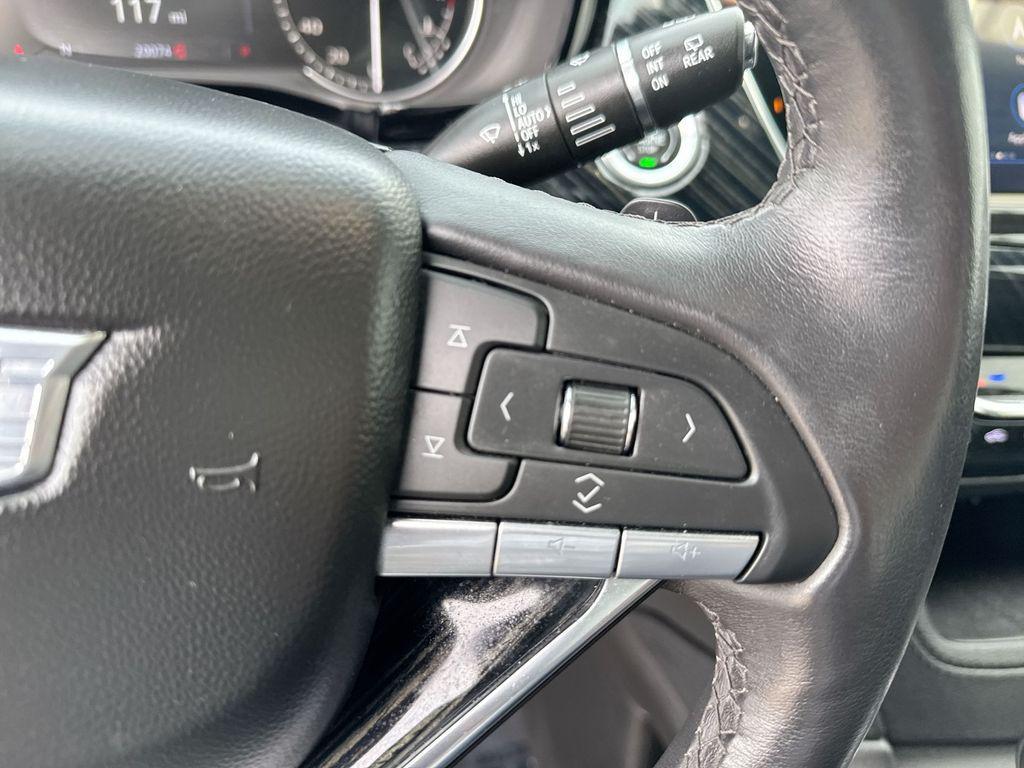 used 2024 Cadillac XT6 car, priced at $37,407