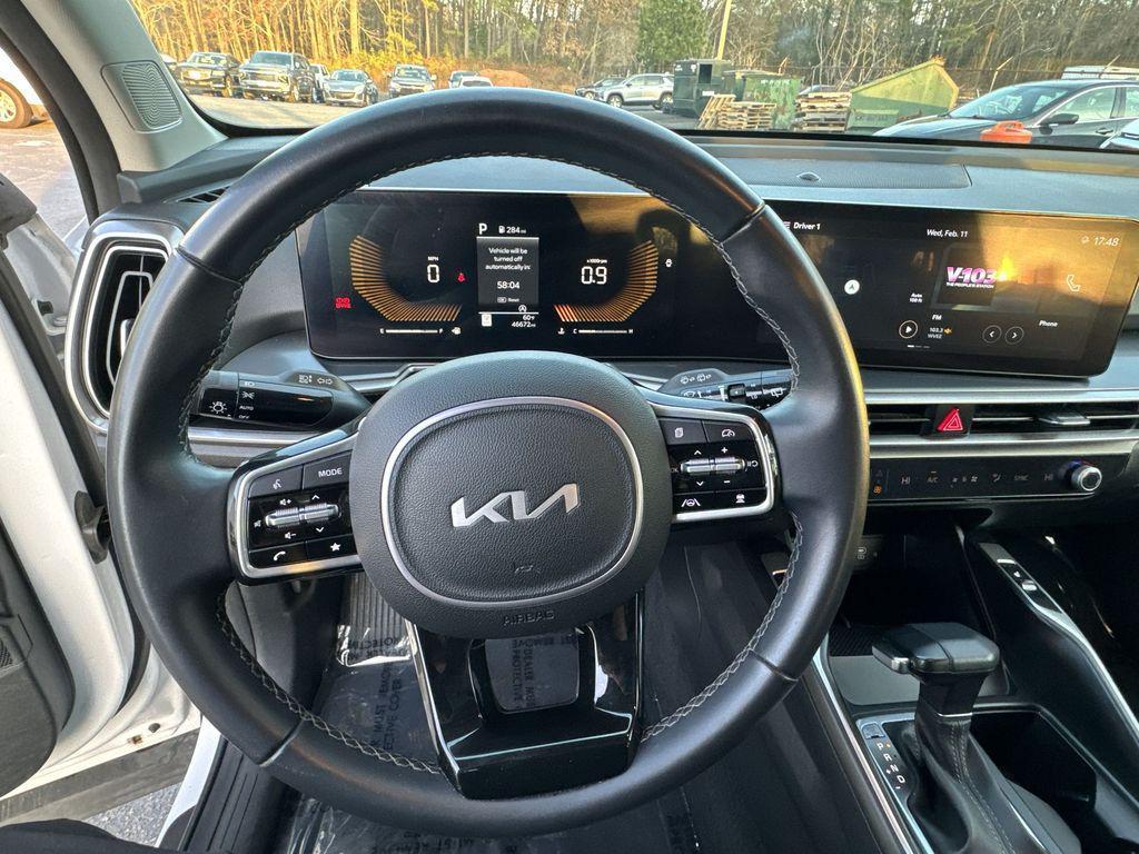 used 2024 Kia Sorento car, priced at $23,993