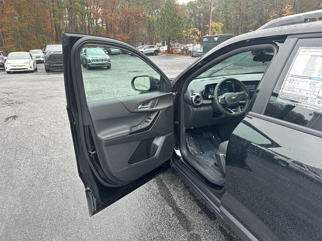 new 2026 Chevrolet Equinox car, priced at $32,087