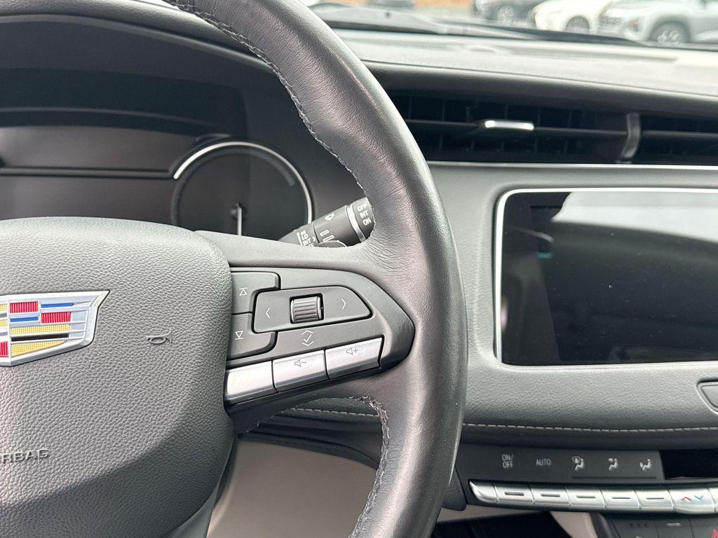 used 2020 Cadillac XT4 car, priced at $20,943