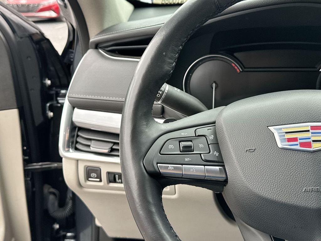 used 2020 Cadillac XT4 car, priced at $20,943