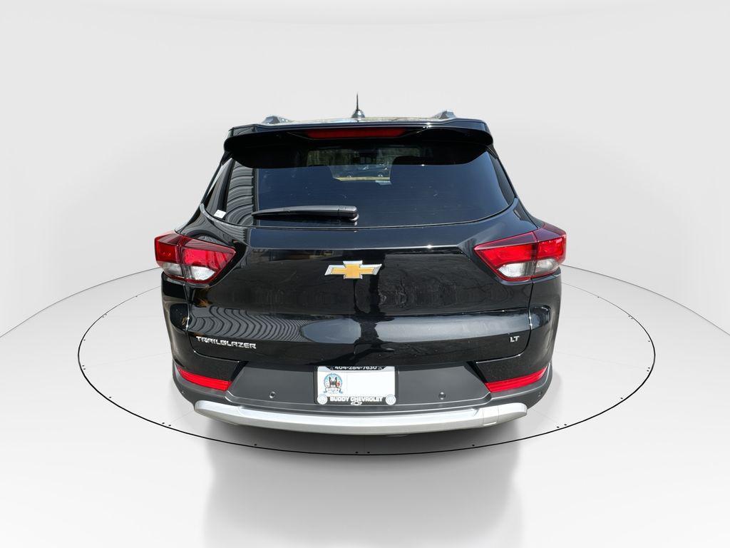 new 2026 Chevrolet TrailBlazer car, priced at $28,181