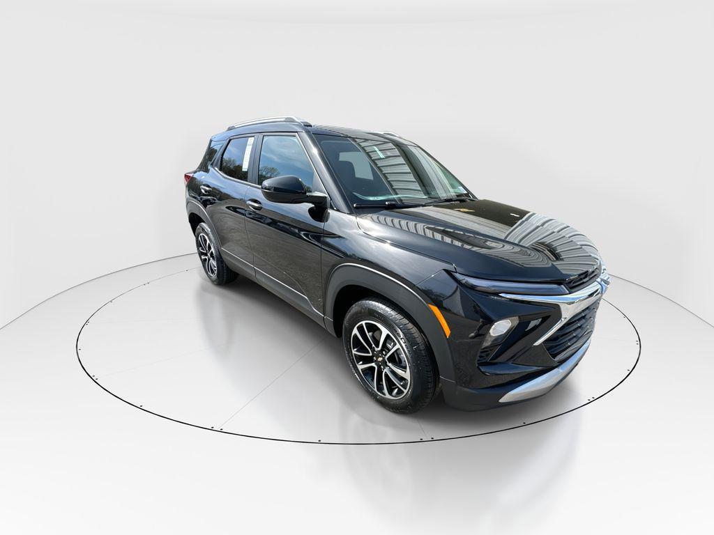 new 2026 Chevrolet TrailBlazer car, priced at $28,181