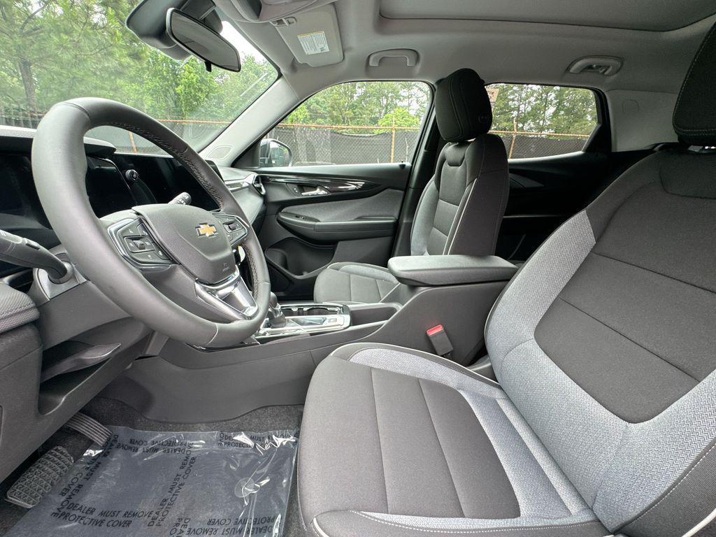 new 2026 Chevrolet TrailBlazer car, priced at $27,681
