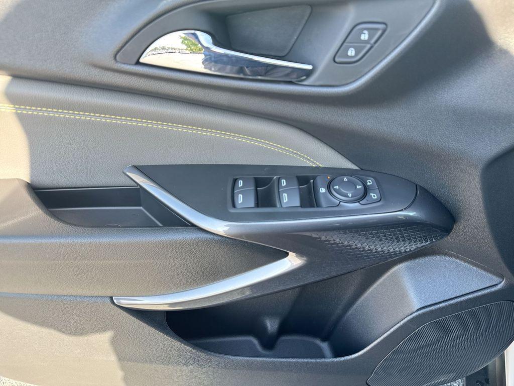 new 2026 Chevrolet Trax car, priced at $26,960