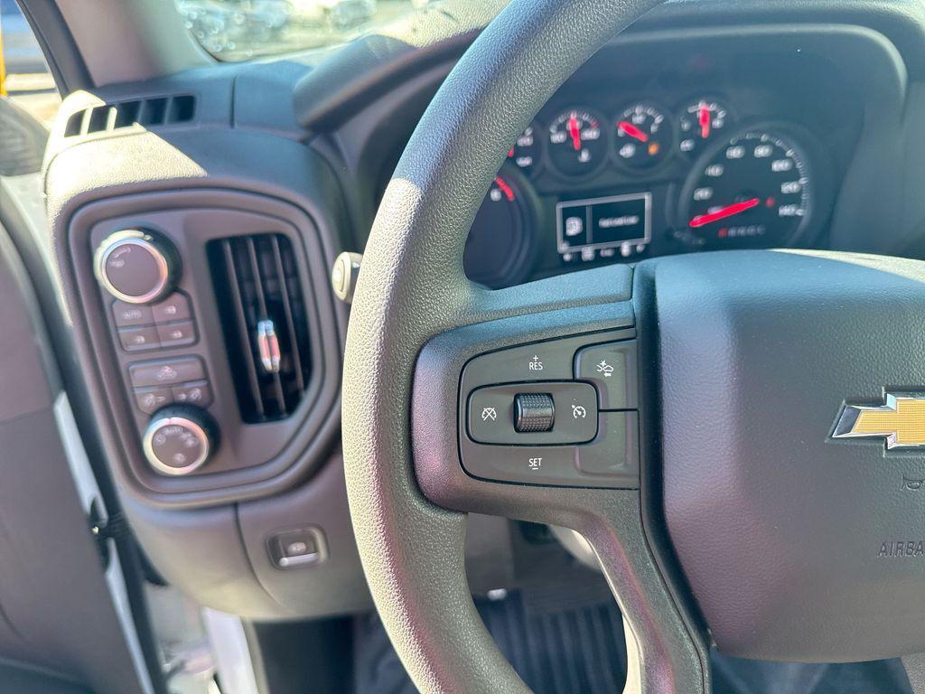 new 2025 Chevrolet Silverado 1500 car, priced at $36,158