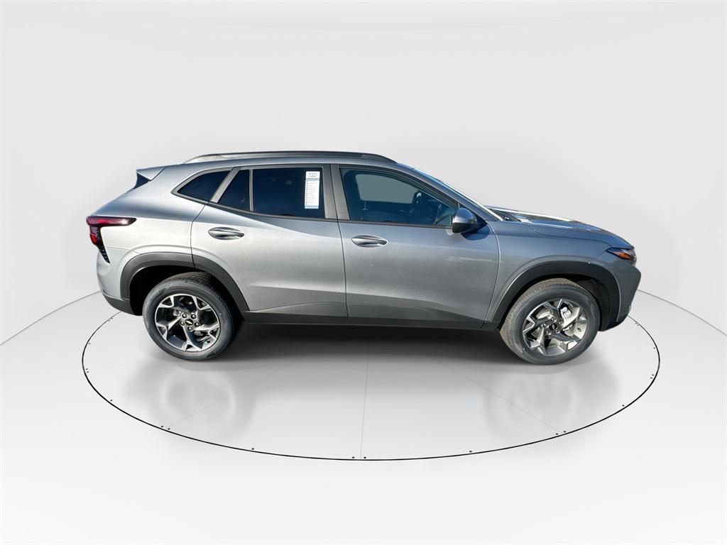 new 2026 Chevrolet Trax car, priced at $25,124