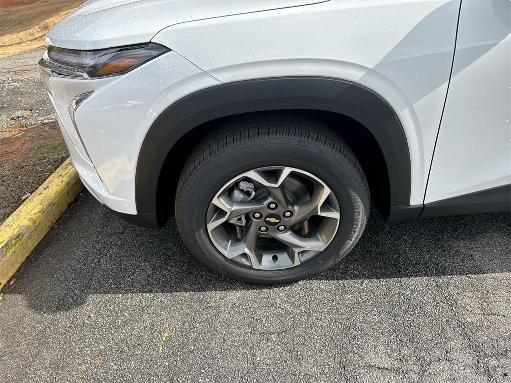 new 2026 Chevrolet Trax car, priced at $25,124