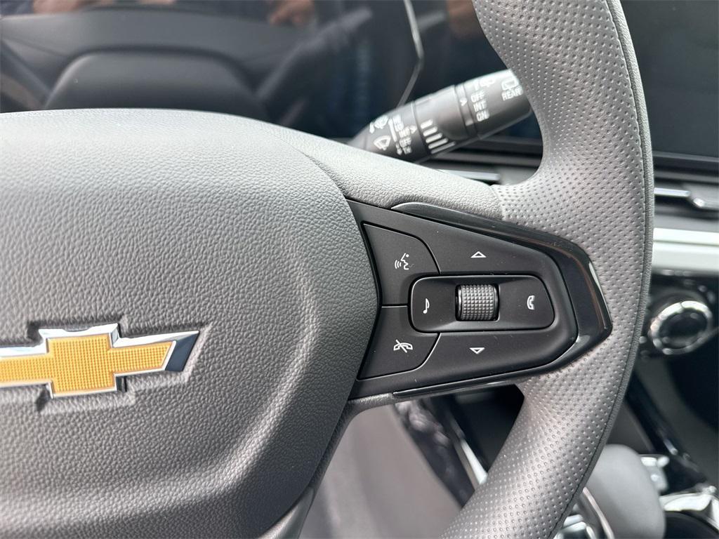 new 2026 Chevrolet Trax car, priced at $25,124