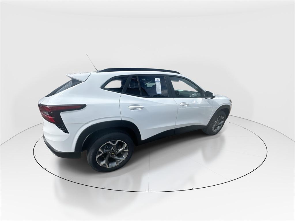 new 2026 Chevrolet Trax car, priced at $25,124