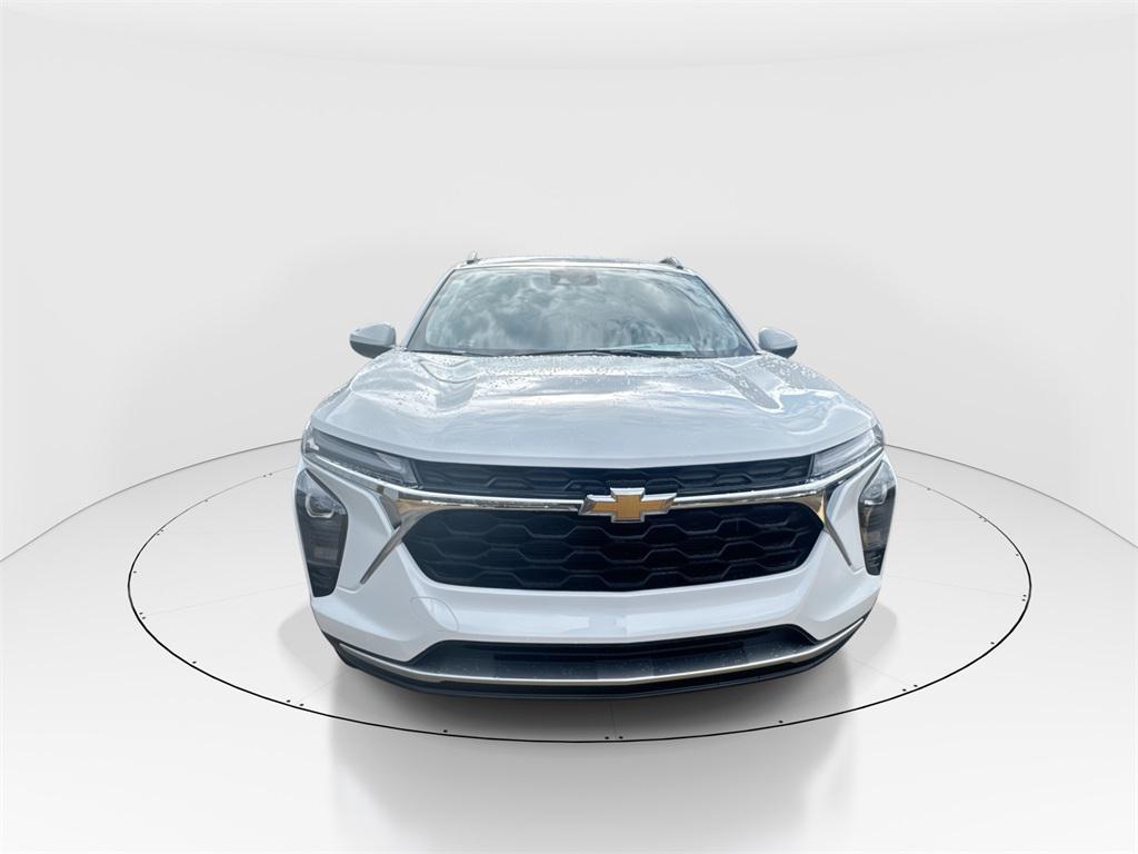 new 2026 Chevrolet Trax car, priced at $25,124