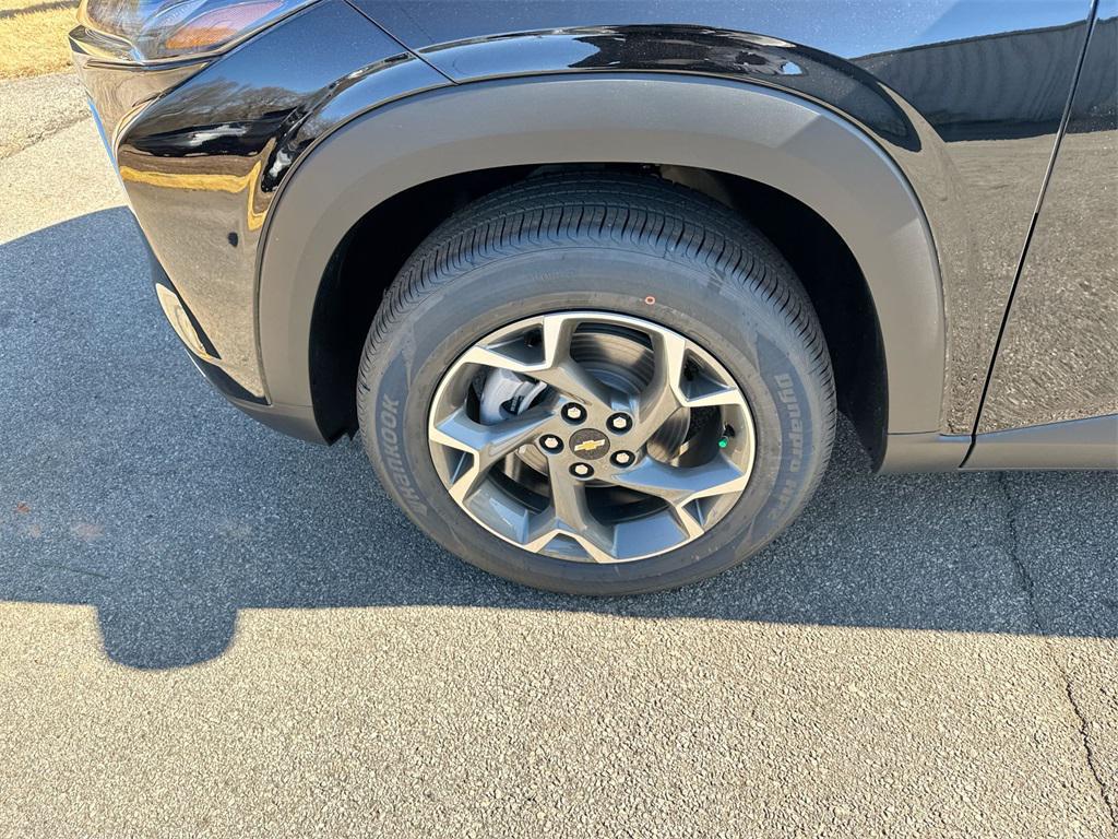 new 2026 Chevrolet Trax car, priced at $25,956