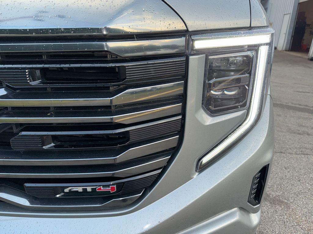 used 2023 GMC Sierra 1500 car, priced at $45,846