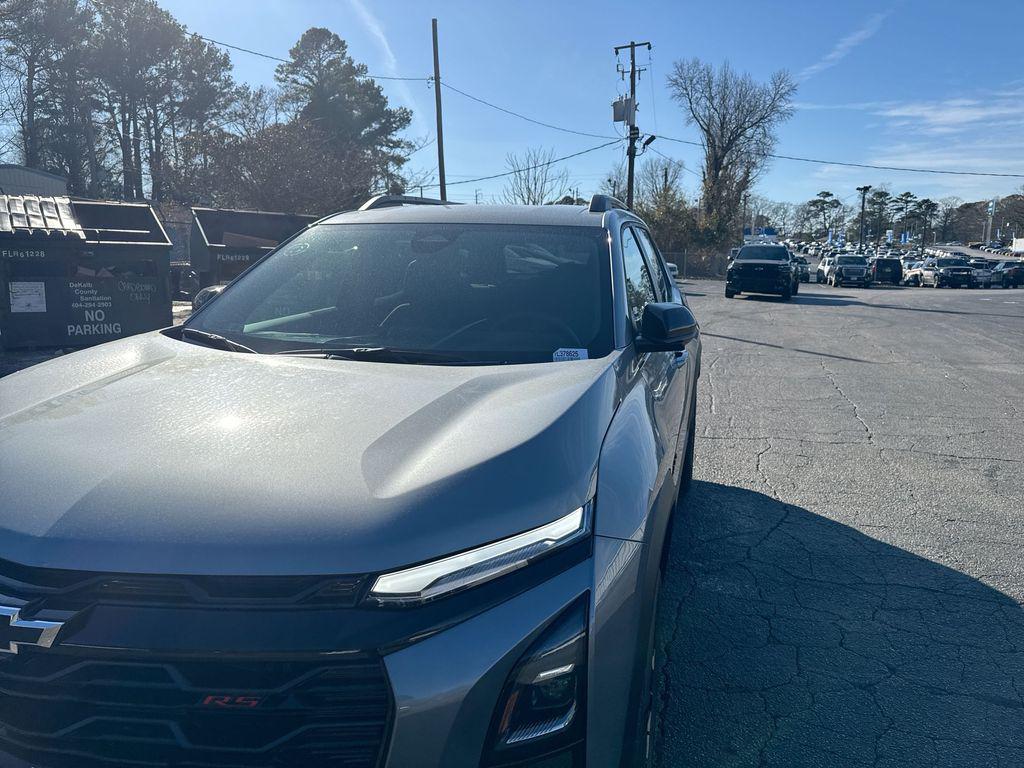 new 2026 Chevrolet Equinox car, priced at $33,221
