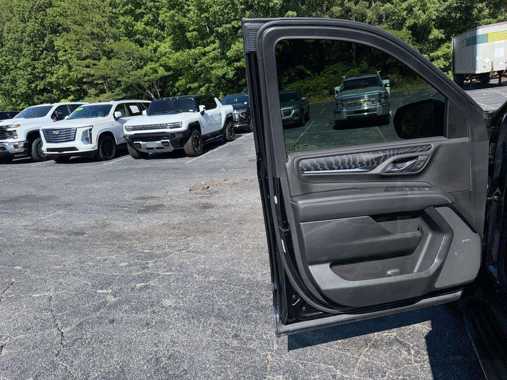 used 2024 GMC Yukon XL car, priced at $62,532