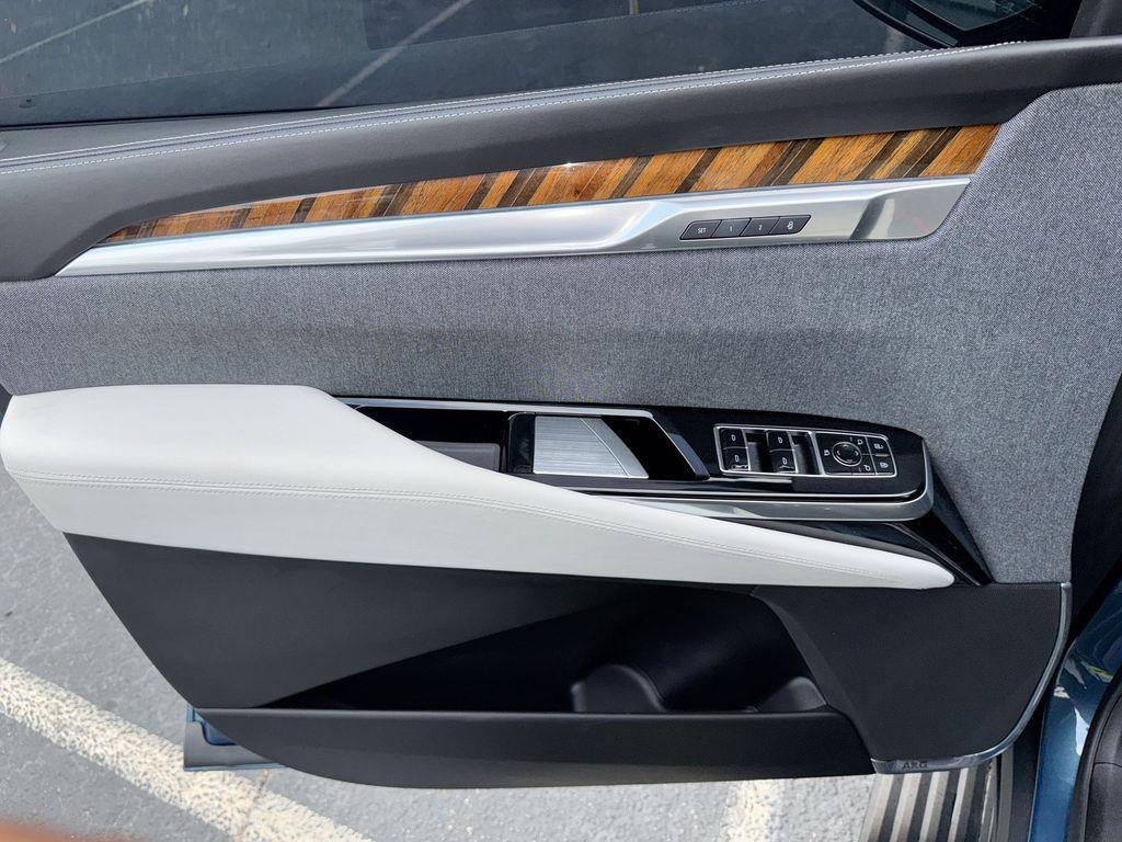used 2025 Cadillac Escalade car, priced at $106,072