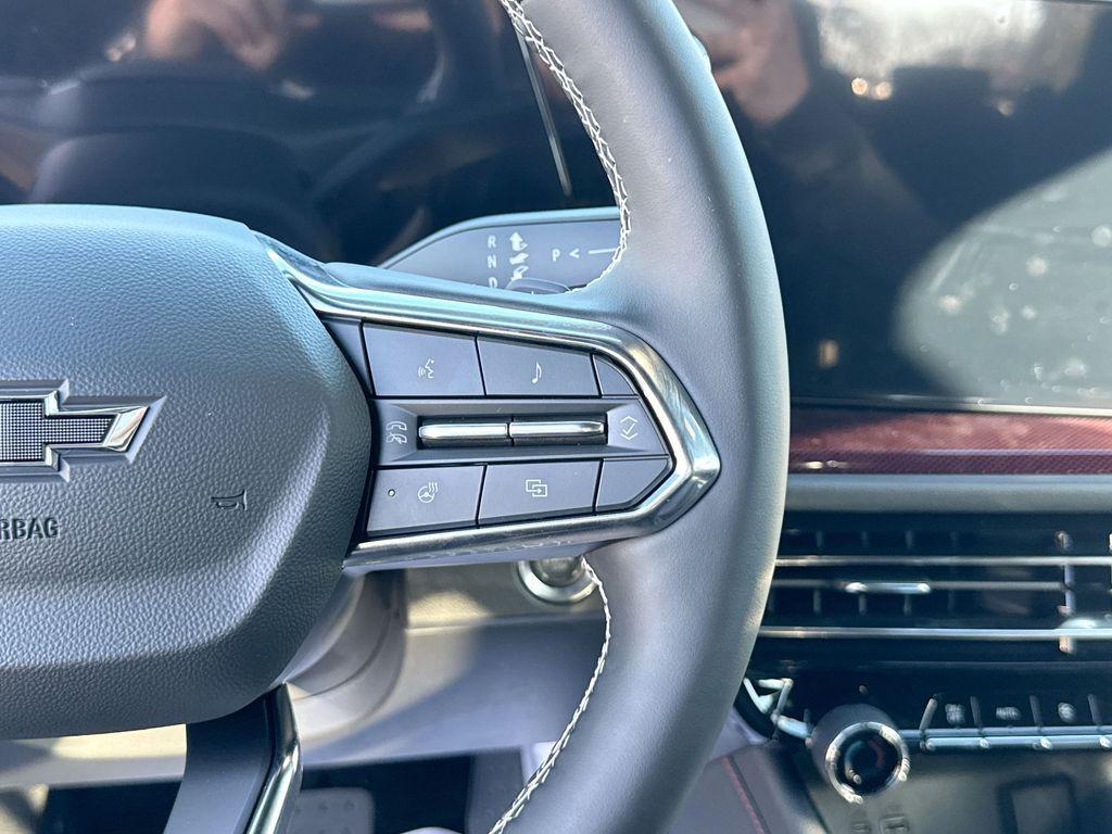 new 2026 Chevrolet Traverse car, priced at $50,200