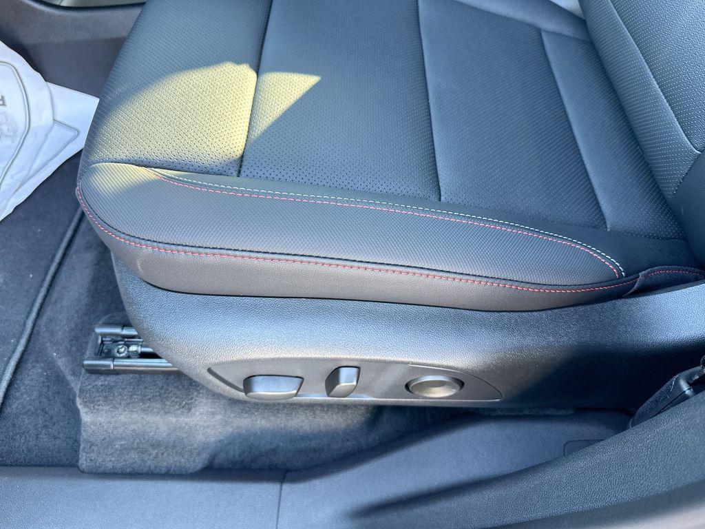 new 2026 Chevrolet Traverse car, priced at $50,200