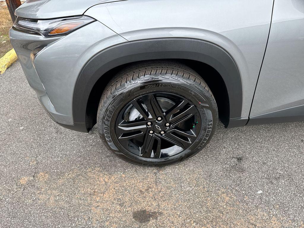 new 2026 Chevrolet Trax car, priced at $27,289