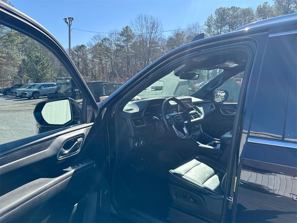 used 2024 GMC Yukon XL car, priced at $54,881