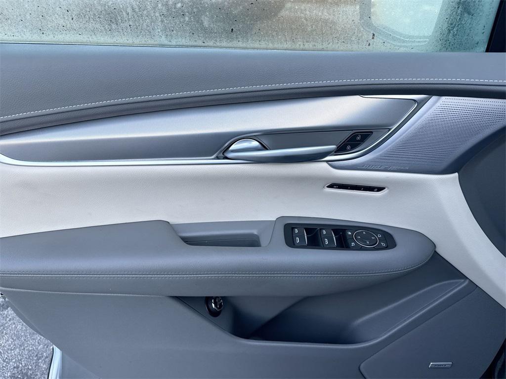 used 2024 Cadillac XT5 car, priced at $33,525